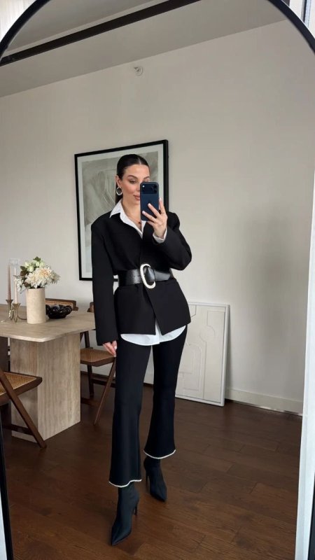 بليزر أسود أنيق