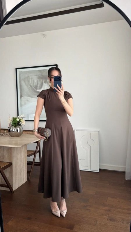 فستان بني رسمي