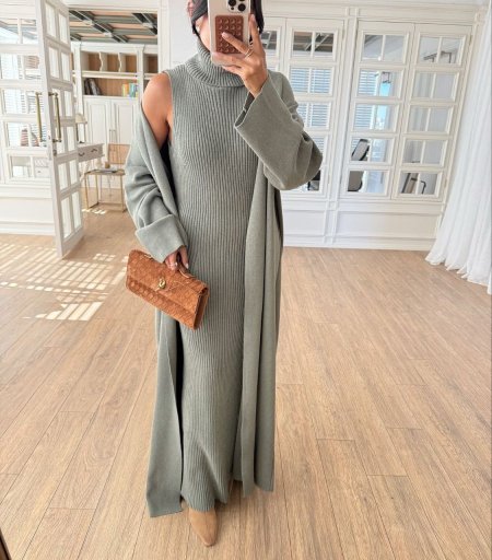 طقم فستان باللون الزيتي الفاتح